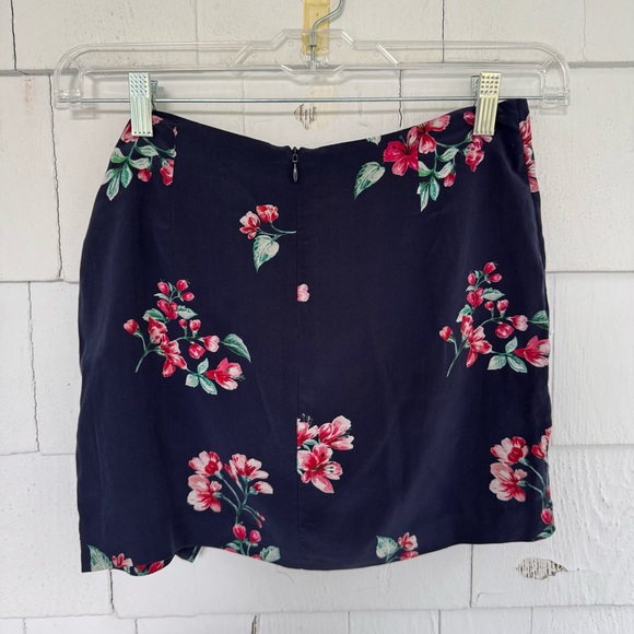 Sezane Pacome Floral Wrap Mini Skirt Blue Floral Silk size 38 US6 - Picture 9 of 11